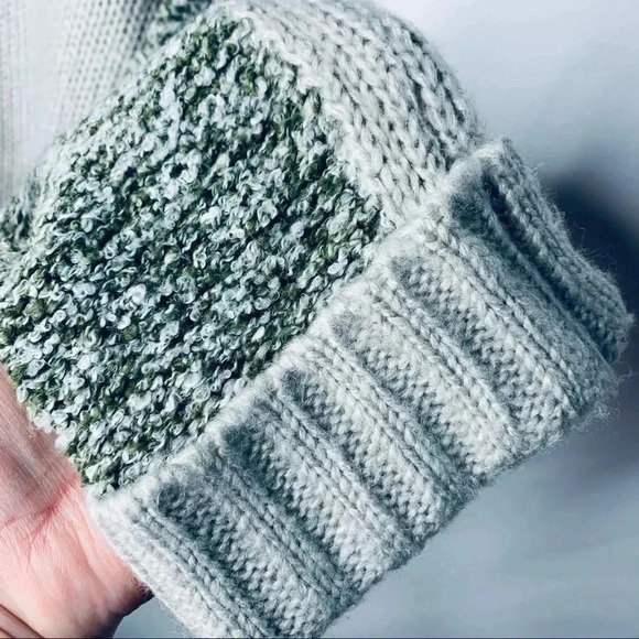 John + Jenn Revolve Mixed Yarn Colorblock Sweater Size Small - Picture 7 of 10